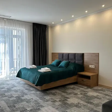 гірський континент Restaurant&spa 5* Яблоница